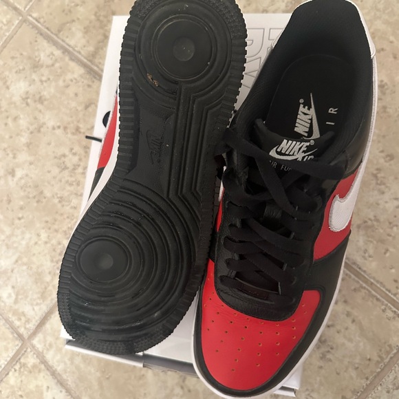 🔥 Custom Women’s Nike Air Force 1 - Red, Black, & White - Picture 2 of 6